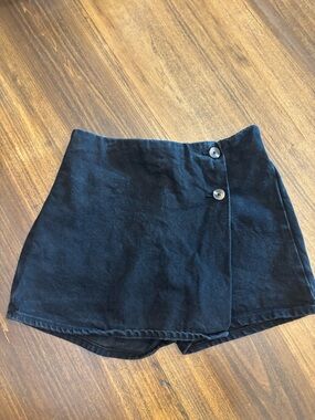 Old Navy girls Black Elastic-Waist denim  Skort 10/12 plus